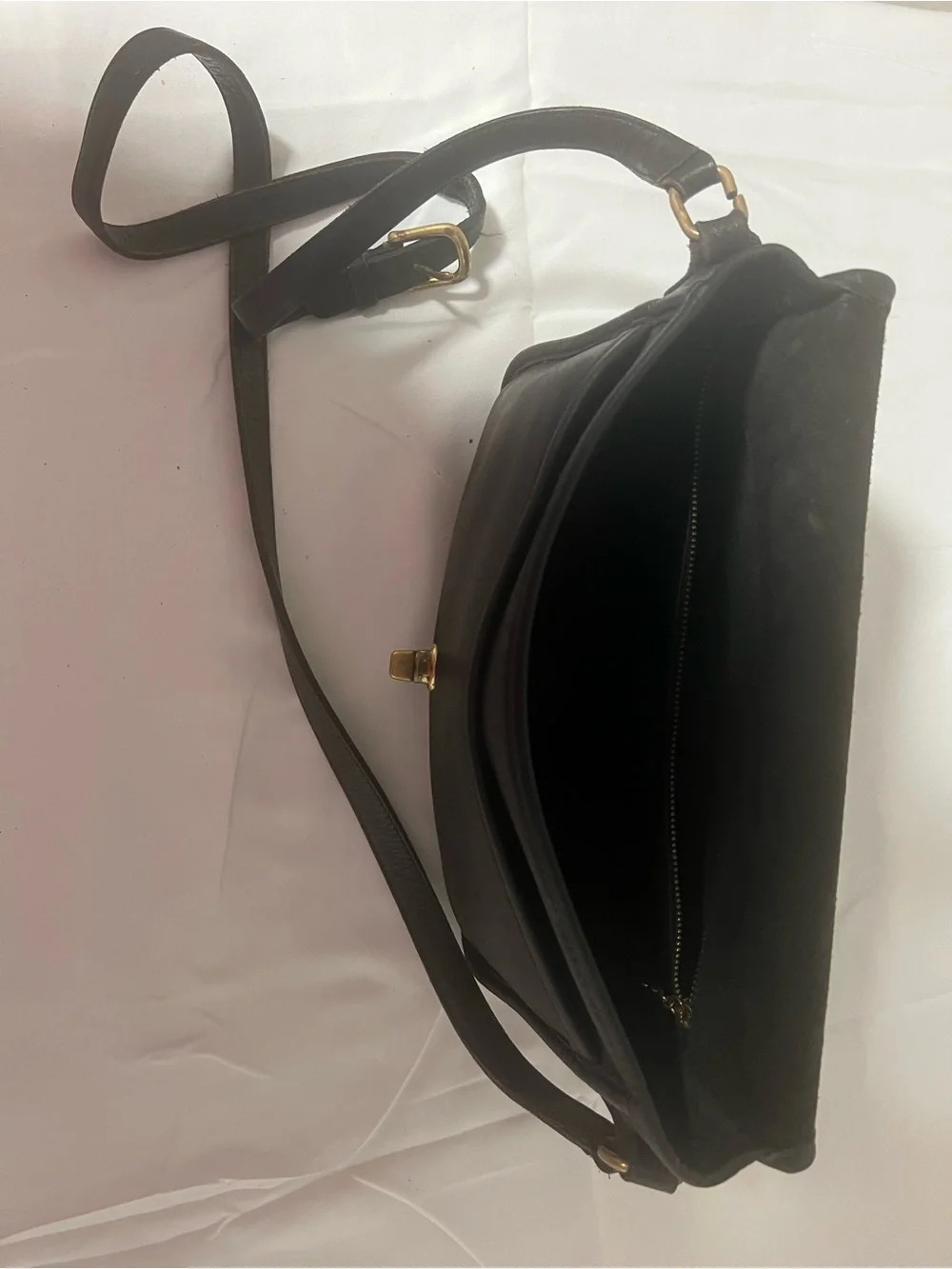 Vintage Coach 9790 Legacy City Turn Lock Flap Shoulder Crossbody Leather Bag